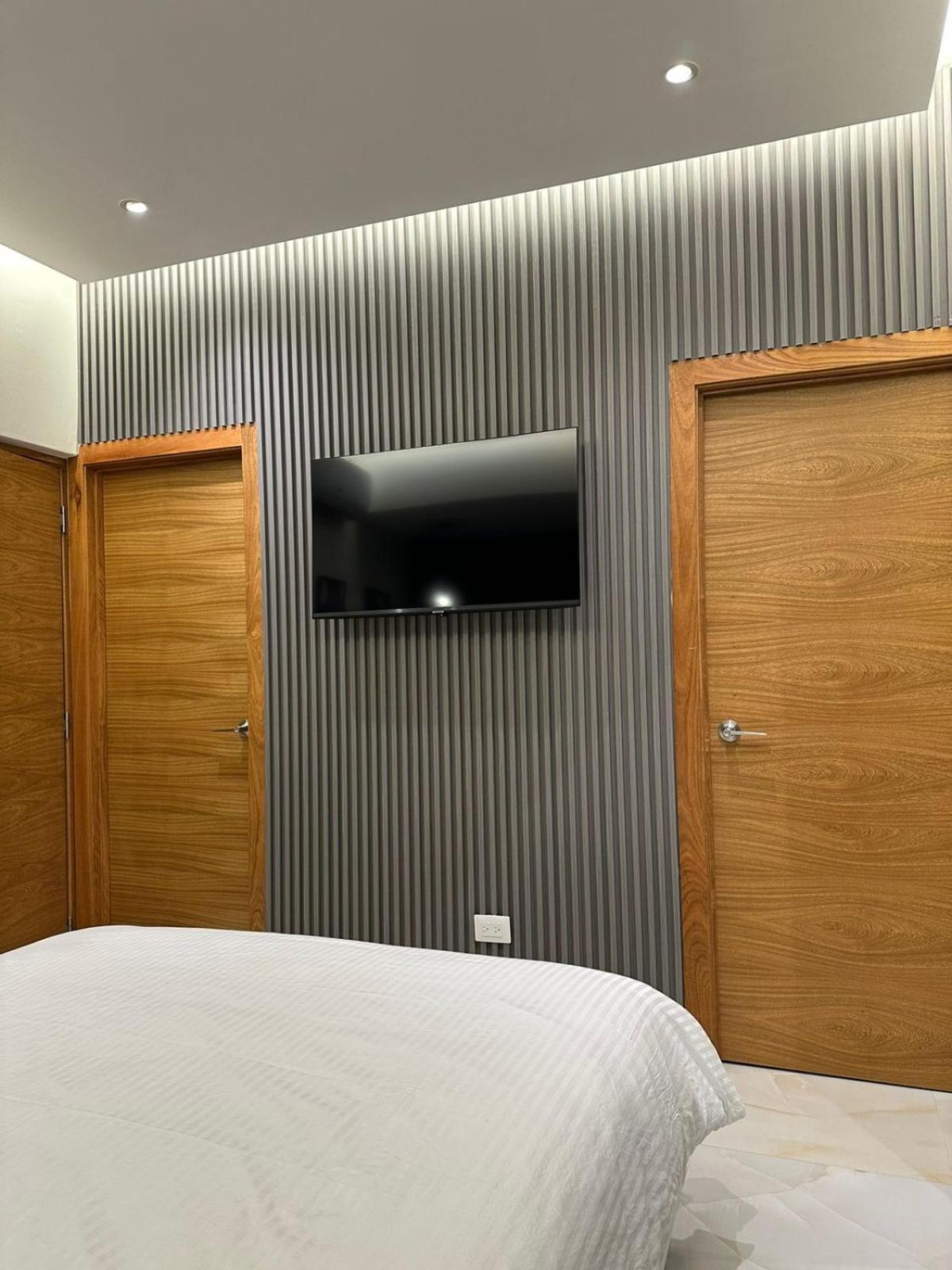 Downtown Luxury Apt Naco: 2Br 2Ba 聖多明哥 外观 照片